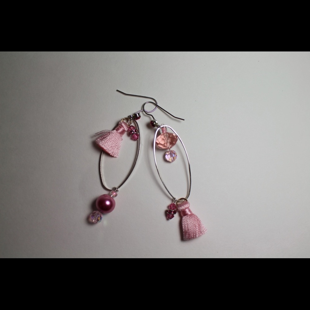 Handmade Earring - Picture 2 of 3